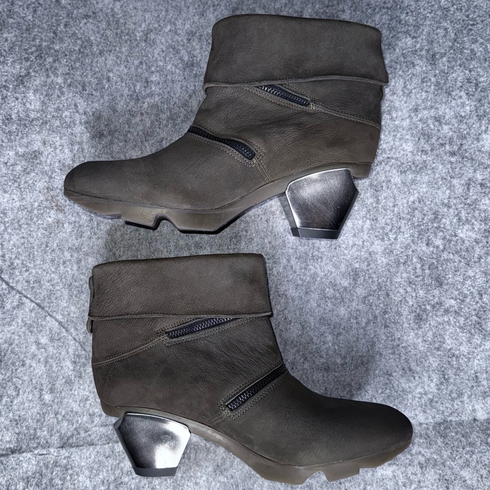 Fly‎ London Olan Bootie in Dark Olive Green- Sz 37 (6-6.5) - Picture 3 of 10